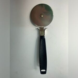 Vintage Ekco Stainless Steel Pizza Cutter with Black Handle